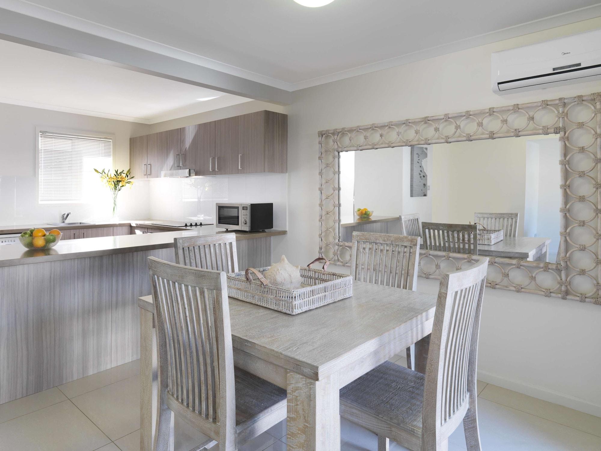 קלונדרה Oaks Sunshine Coast Oasis Resort מראה חיצוני תמונה