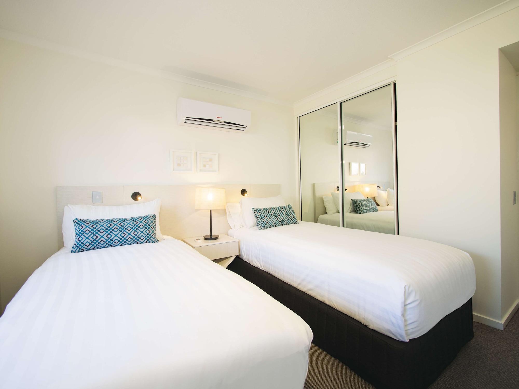 קלונדרה Oaks Sunshine Coast Oasis Resort מראה חיצוני תמונה