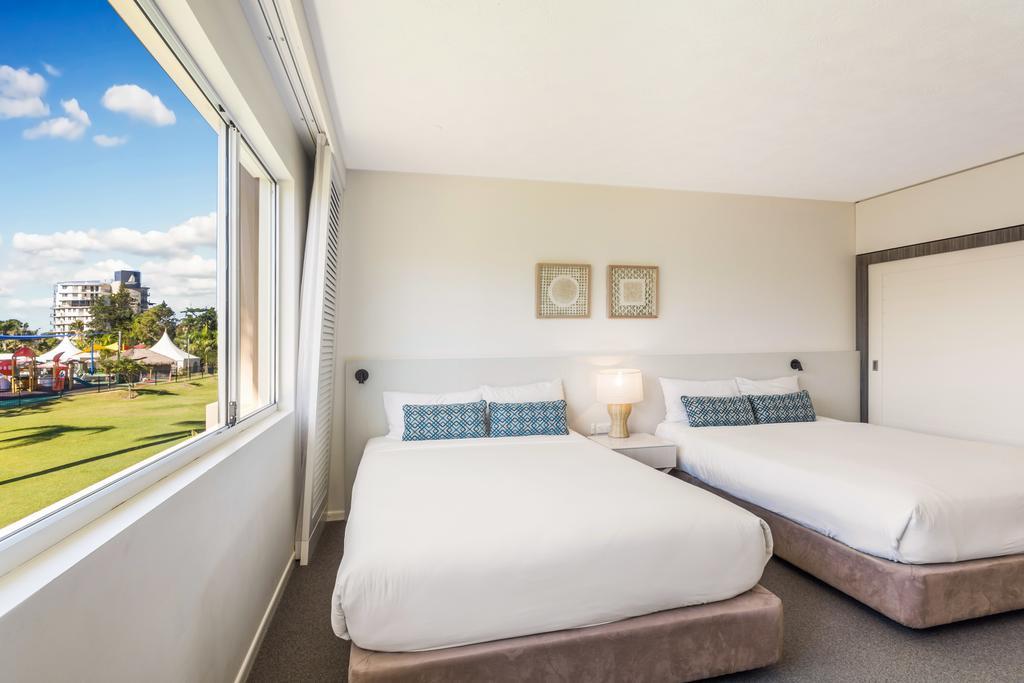 קלונדרה Oaks Sunshine Coast Oasis Resort מראה חיצוני תמונה