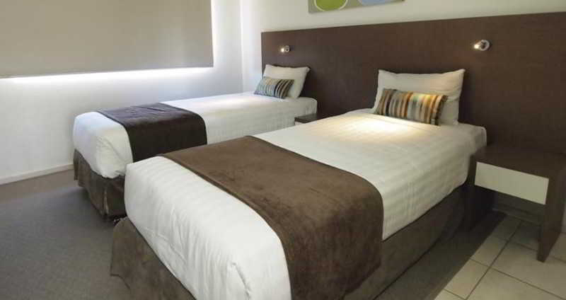 קלונדרה Oaks Sunshine Coast Oasis Resort מראה חיצוני תמונה