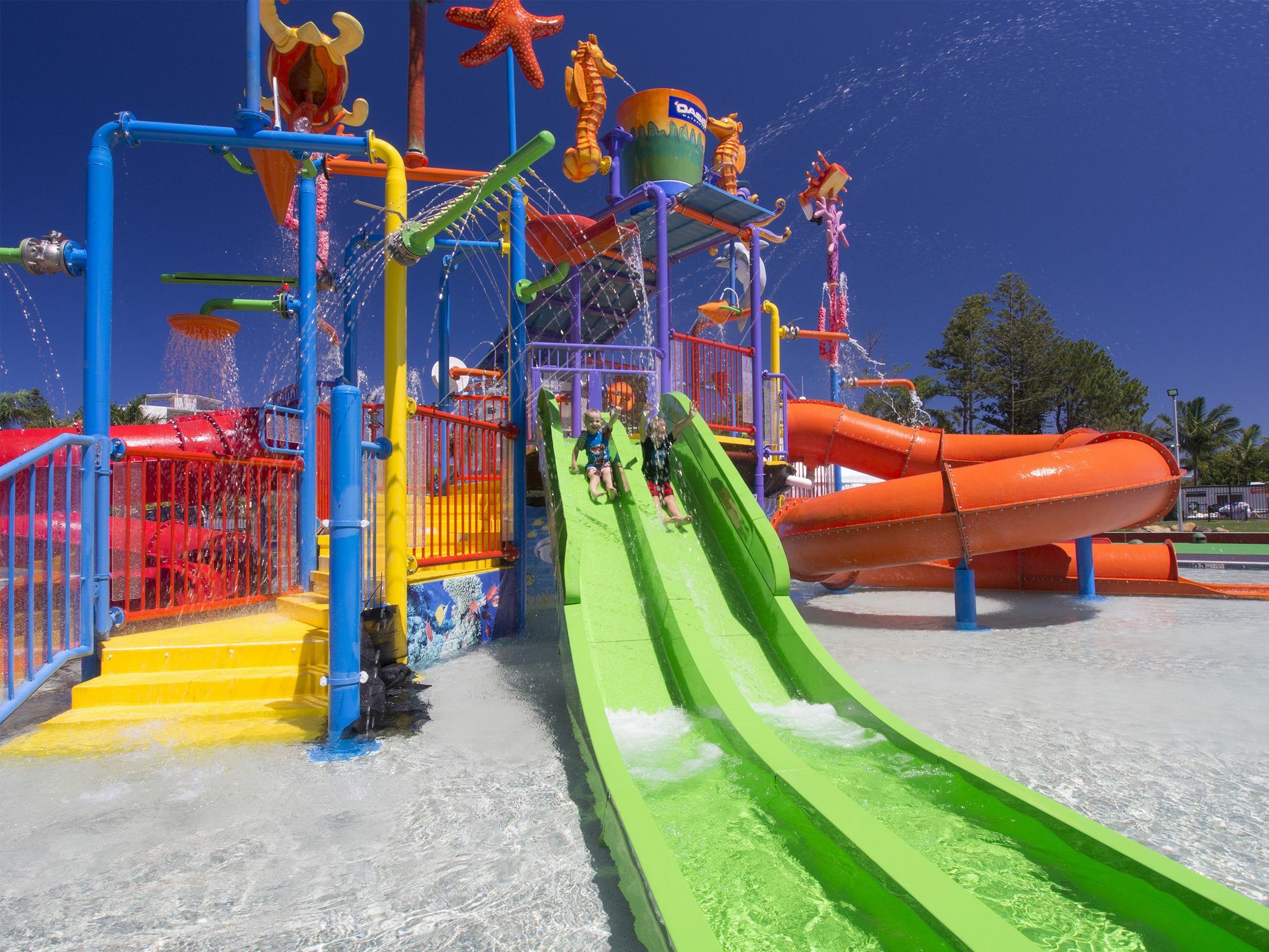 קלונדרה Oaks Sunshine Coast Oasis Resort מראה חיצוני תמונה
